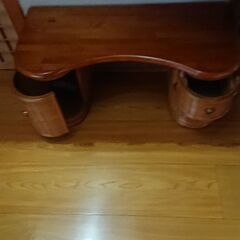 脱衣場等に椅子と、浴室用品入れに、使い方色々の画像