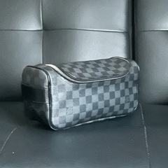 LOUISVUITTON ルイヴィトン トワレポーチ セカンドバッグの画像