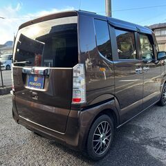 【総額コミコミ】広島発プライムゲート28年NBOX　GLパッケージ　後期モデル　車検令和９年２月２５日まで　内外装美車　プレミアムディープモカパール　ワンオーナー　黒内装　純正ナビ　バックカメラ　地デジテレビ　ブルートゥース接続　ステアリングリモコン　左パワースライドドア　ETC　ドライブレコーダー　社外14インチアルミホイール　スマートキー　禁煙車　タイミングチェーン　修復歴無し　ディーラー系オートオークション仕入　軽自動車　格安の画像