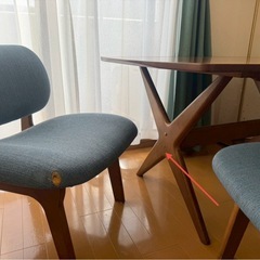 ニトリ　リビングダイニングテーブル3点セットの画像