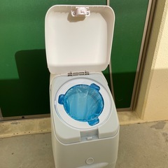 ベビーオムツ入れゴミ箱の画像