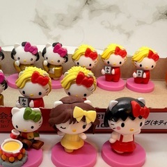 チョコエッグ ハローキティ 1体300円の画像