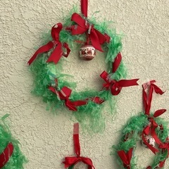 手作りクリスマスリースの画像