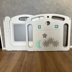 baby good ベビーサークル　180x145cm トイボード付の画像