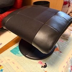 リクライニング　オットマンつきつきの画像