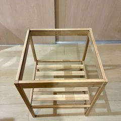 IKEA  ネスナ　サイドテーブルの画像