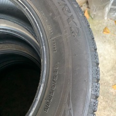 スタッドレス185/65r15 ブリヂストンVRX2の画像