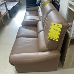 【ジャングルジャングル滋賀草津店】ジモティ来店特価‼ 2人掛けソファー ベージュ J-251265の画像