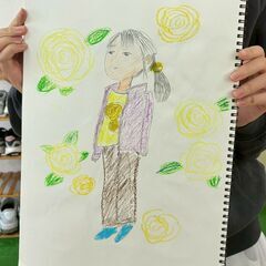 【アトリエべる さいたま新都心教室】✨きらきら光るものを描いてみよう✨の画像