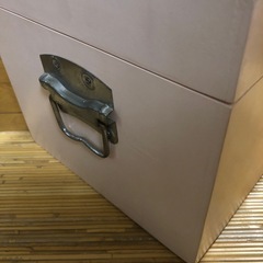 条件付無料　先着順）薄ピンク色の木箱の画像