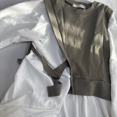 長袖カットソー　チュニック　Mサイズの画像