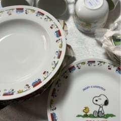 スヌーピー食器の画像