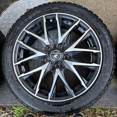 格安❗️中古TOYO国産スタッドレスタイヤ❗️205/50R17❗️の画像