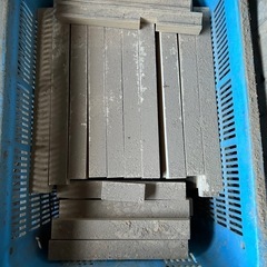 木材、端材、大量処分の画像