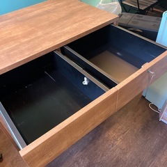 【無料】オーダー家具のカウンター棚／鍵付き引き出しあり／早い者勝ち！ の画像