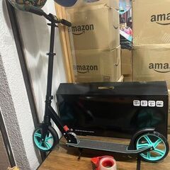 キックボード　キックスクーター　折りたたみキックボード　仕入れ　問屋価格　卸価格　倒産品　まとめ買い歓迎　卸　おろし　卸し　アマゾン　amazon　引き上げ品　倒産品　ネット商材　フリマ商材　景品　コンペ　忘年会　新年会　クリスマス会　新品　未使用の画像