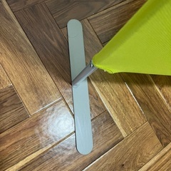 明るい色のパーテーション①の画像