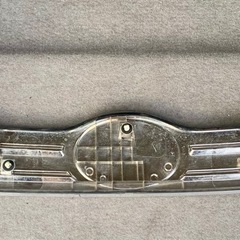 ダイハツ ムーヴ 純正ボンネットモール メッキガーニッシュ フロントグリルの画像