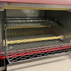 【4枚焼き】アイリスオーヤマ オーブントースター🍞赤が可愛い！ピザも焼ける広々庫内 の画像