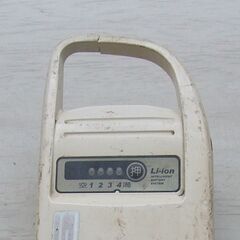 ☆ 長押し20秒1点灯　長押し30秒4点灯　ヤマハ 電動自転車 リチウムイオン Sバッテリー 4.0Ah X54-00 ☆b-189の画像
