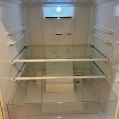 【美品】冷蔵庫 AQUA AQR-16G ホワイト 容量157Lの画像