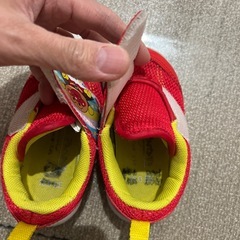 アンパンマン　スニーカー　13㎝の画像