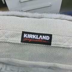 ペット用ベッド カークランドシグネチャー 円形ペットベッド ブラウン系 約81×116cm 札幌市 西野店の画像