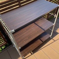 木目調棚
ラックの画像