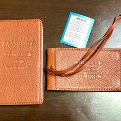 パスポートケースとパスケースセットの画像