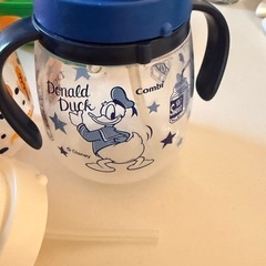 コンビのストローマグなどの画像