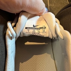 交渋中無料ナイキスニーカー（中古）の画像