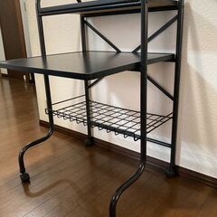 パソコンデスクの画像