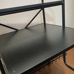 パソコンデスクの画像