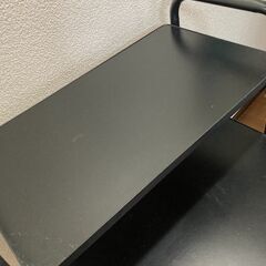 パソコンデスクの画像