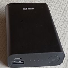 5G対応スマホ・OPPO Reno5 A 専用保護ケースとモバイルバッテリー付の画像