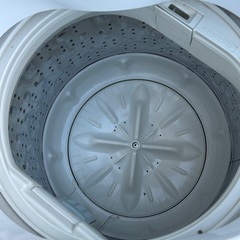 HITACHI 洗濯機　2017年制　5kgの画像