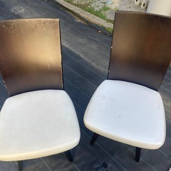 ◆ ダイニングテーブル・回転椅子4脚セット◆の画像