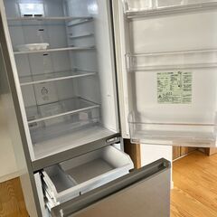 お相手決まりました　アクア 201L 2ドア冷蔵庫(ブラッシュシルバー)(右開き) AQUA AQR-20M-Sの画像