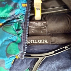 バートン　Burton 110cm カモフラ　ダウンジャケットの画像