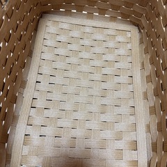 クラフトテープのカゴの画像