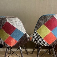 お洒落な椅子、二つ！の画像