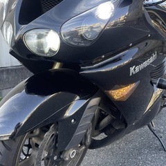 ZZR1400　オーリンズ 　バックステップ　バーハン　メッシュホース　LEDライト・ウインカー　中古の画像