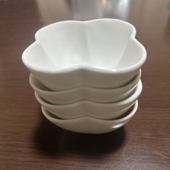 marie claireの小皿4個の画像