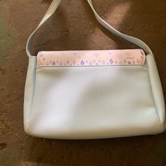 エルサショルダーバックの画像