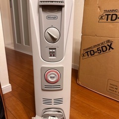 〈新規お問い合わせ受付停止中〉デロンギ　オイルヒーター　の画像