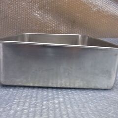 ステンレスバット 長方形深型　約40cm×28cm×9cm　中古品の画像