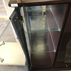 ジャングルジャングル貝塚店　コレクションボード　飾り棚　レトロ　収納棚　収納力抜群　貝塚市　二色浜　リサイクルショップの画像