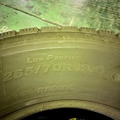 トラック用タイヤ265/70R19.5 ６本の画像