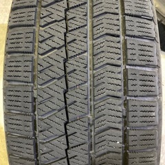 215/65R16 スタッドレス3本の画像