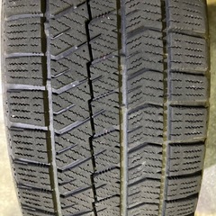 215/65R16 スタッドレス3本の画像